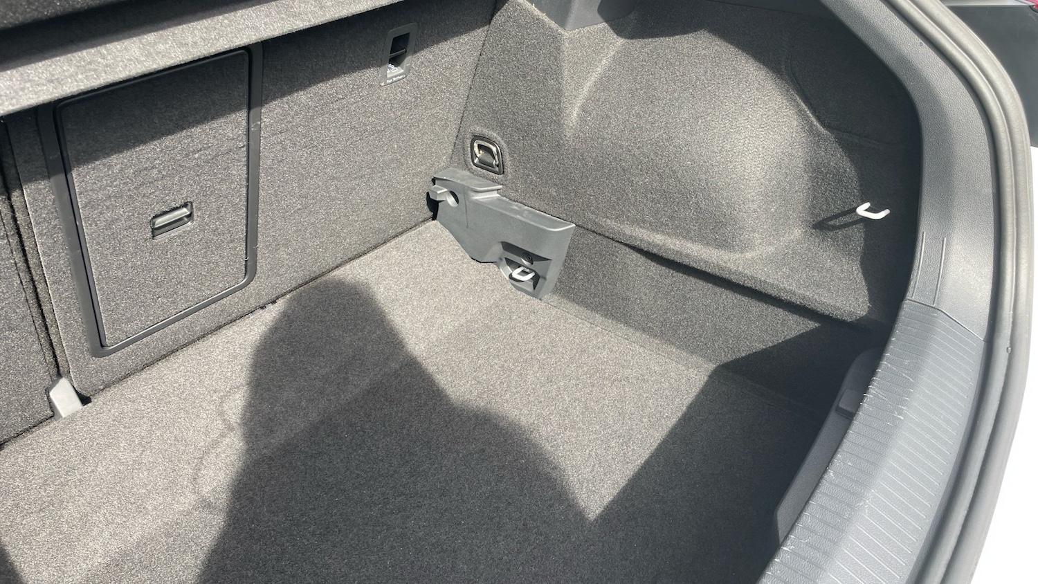 Used Volkswagen T-Roc 2021 for sale - 76762303: Photo 40