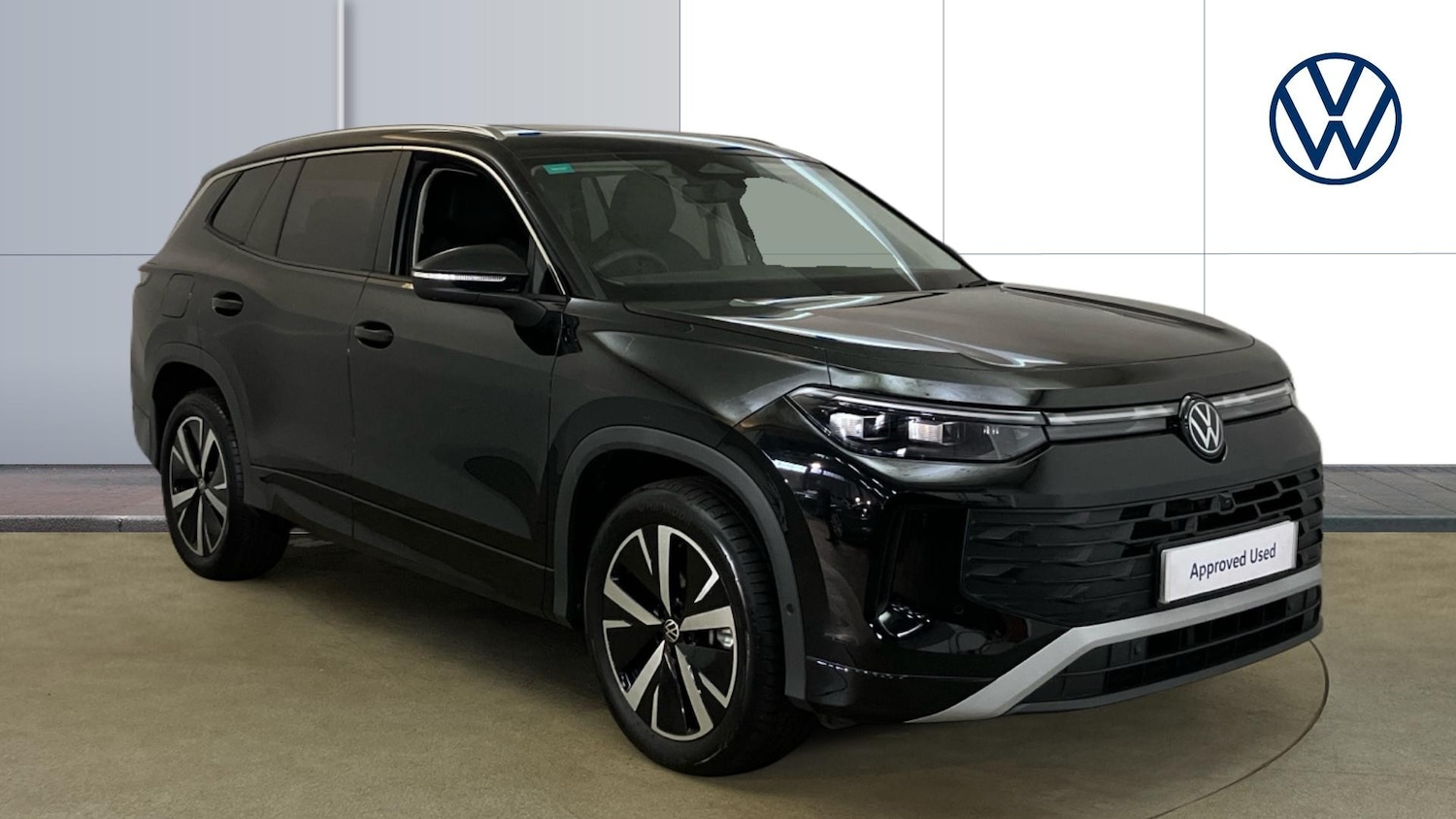 Used Volkswagen Touran 2025 for sale - 77258739: Photo 1