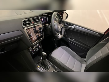 Used Volkswagen Tiguan Allspace 2021 for sale - 76405165: Photo