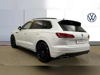 Used Volkswagen Touareg 2023 for sale - 76907671: Photo