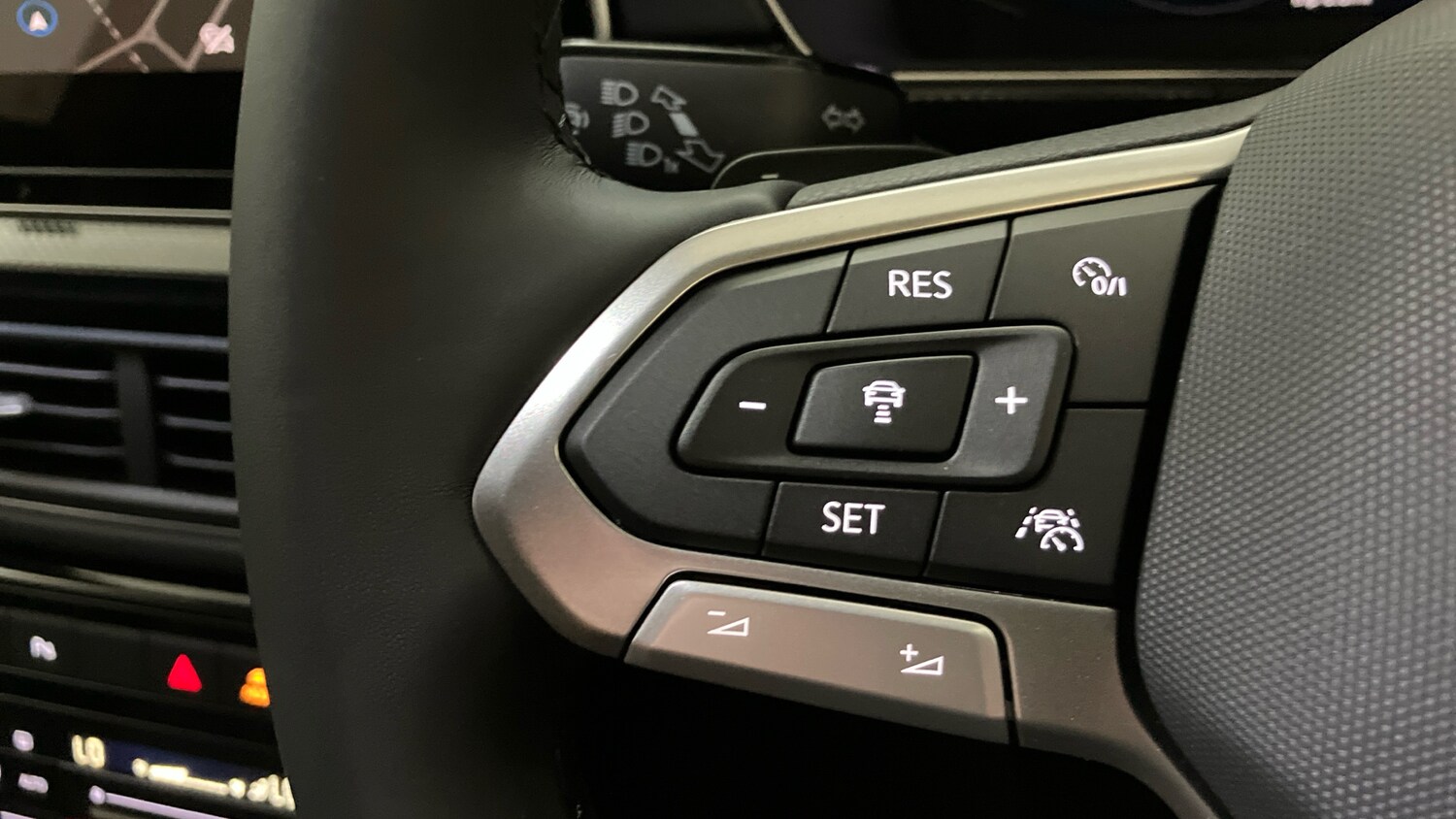 Used Volkswagen T-Cross 2025 for sale - 76402308: Photo 17