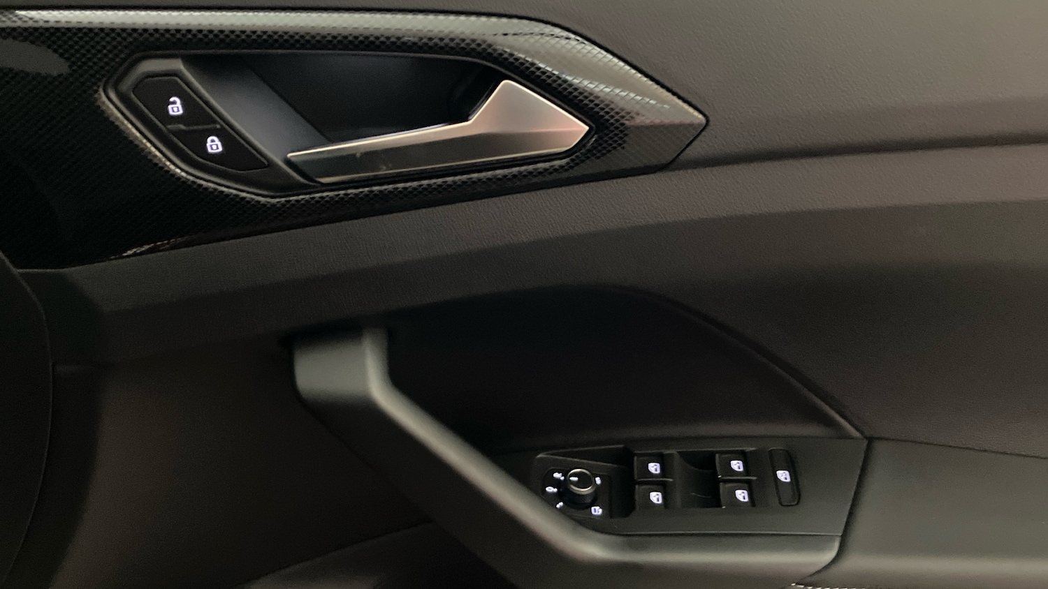 Used Volkswagen T-Cross 2025 for sale - 76402308: Photo 19