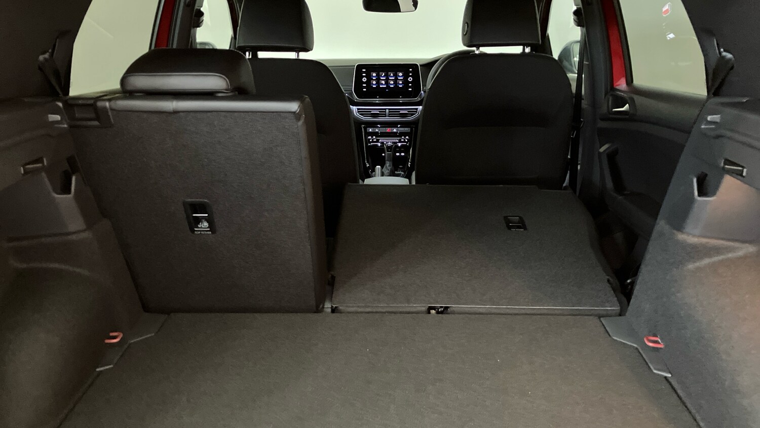 Used Volkswagen T-Cross 2025 for sale - 76402308: Photo 44