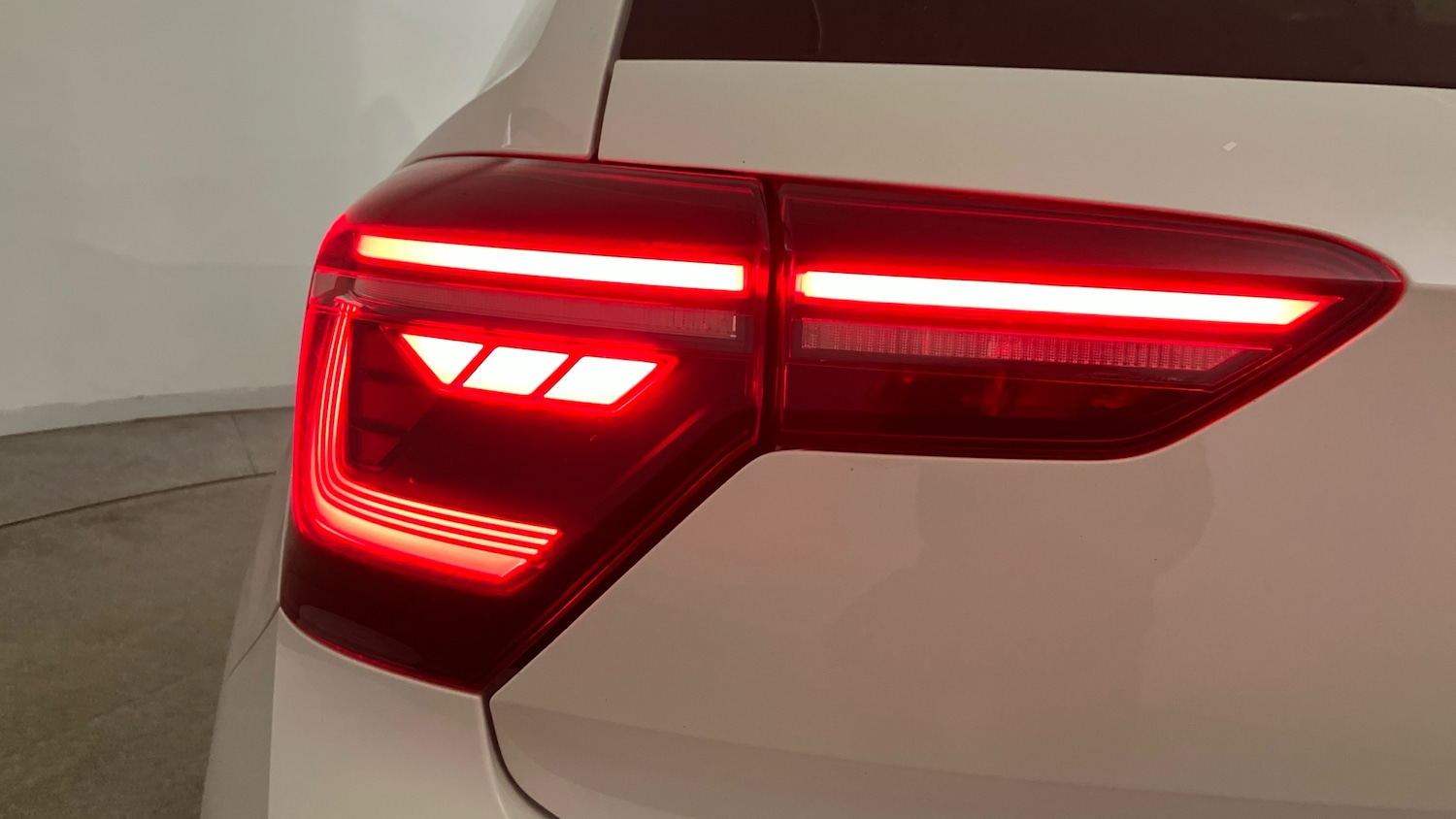 Used Volkswagen Polo 2022 for sale - 76776323: Photo 31