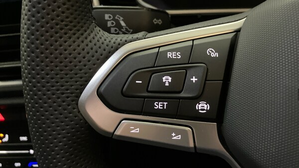 Used Volkswagen T-Roc 2025 for sale - 76209224: Photo 17