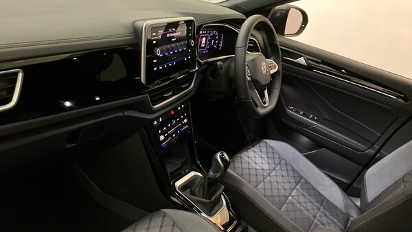 Used Volkswagen T-Roc 2025 for sale - 76209224: Photo 2