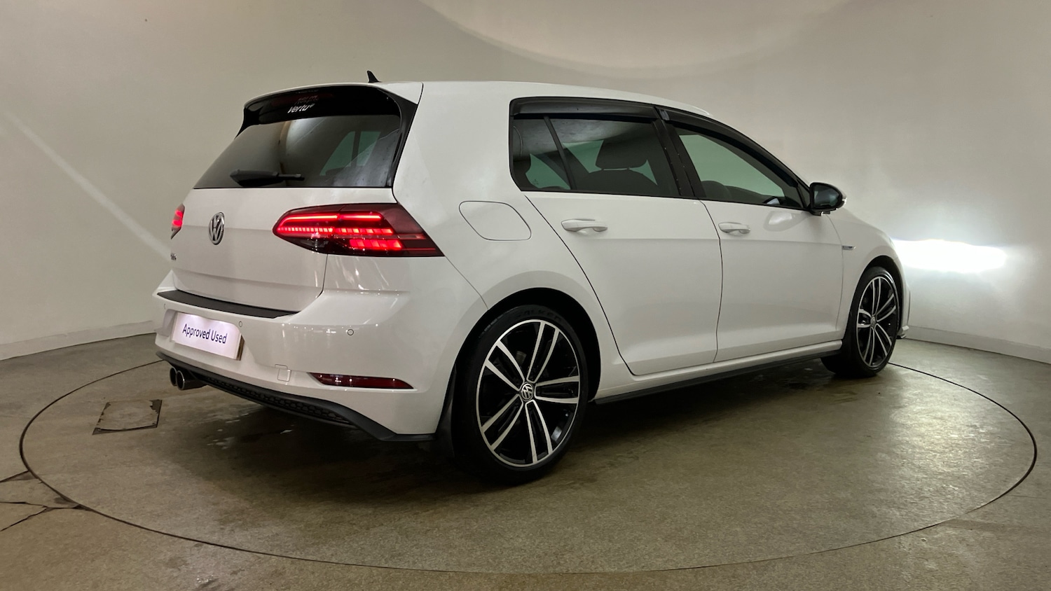 Used Volkswagen Golf 2017 for sale - 77617742: Photo 34