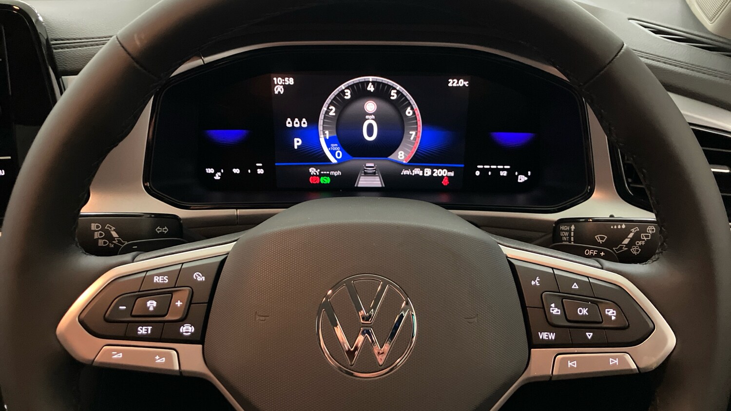 Used Volkswagen T-Roc 2025 for sale - 77581028: Photo 10