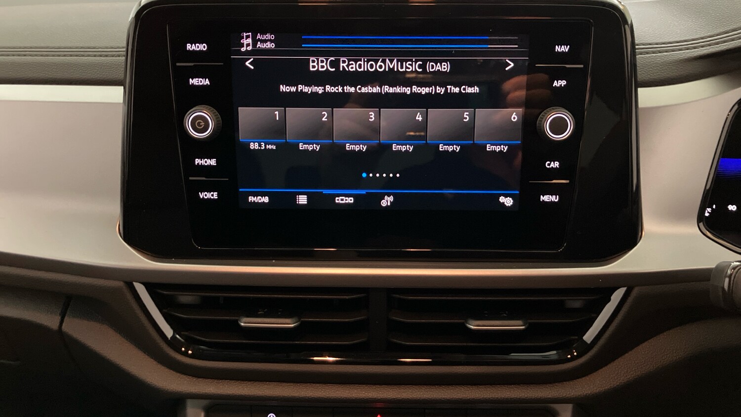 Used Volkswagen T-Roc 2025 for sale - 77581028: Photo 12