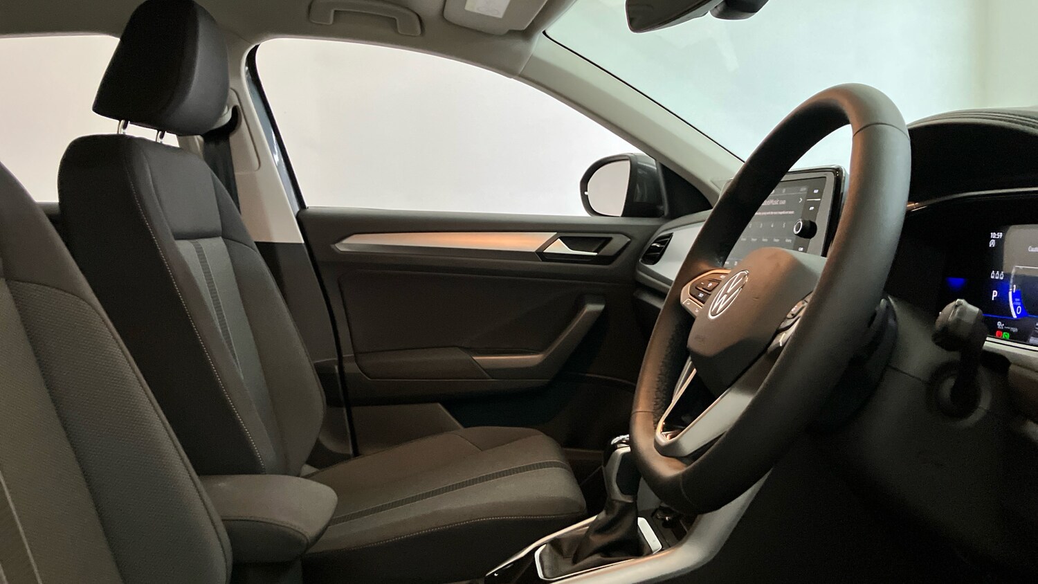 Used Volkswagen T-Roc 2025 for sale - 77581028: Photo 15