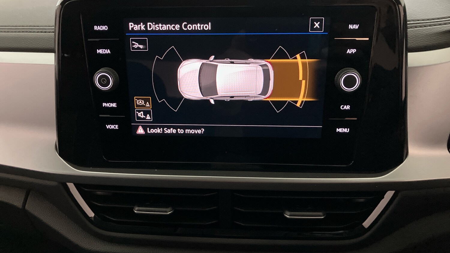 Used Volkswagen T-Roc 2025 for sale - 77581028: Photo 22