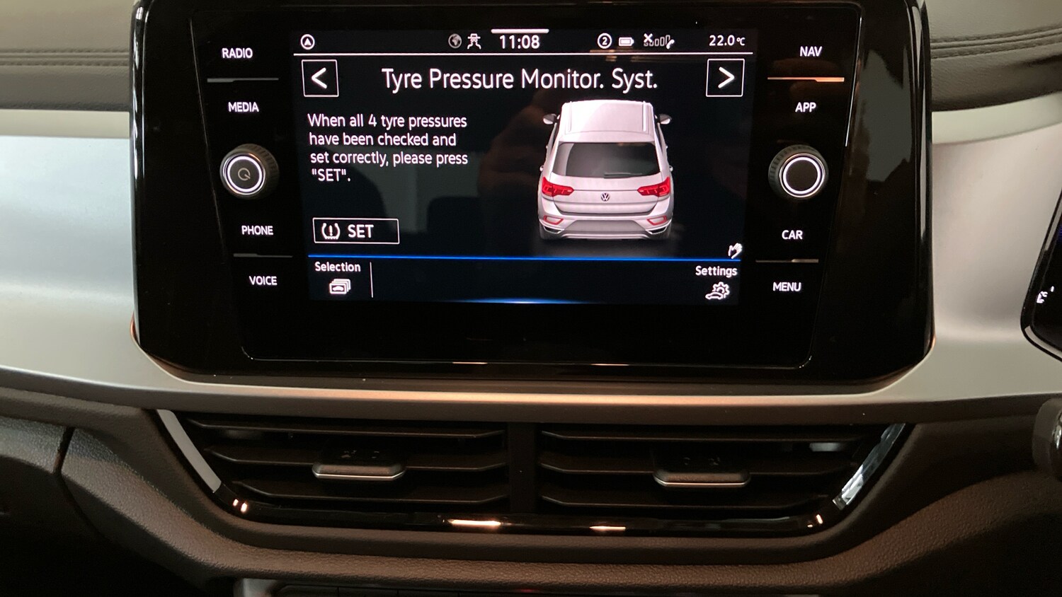 Used Volkswagen T-Roc 2025 for sale - 77581028: Photo 43