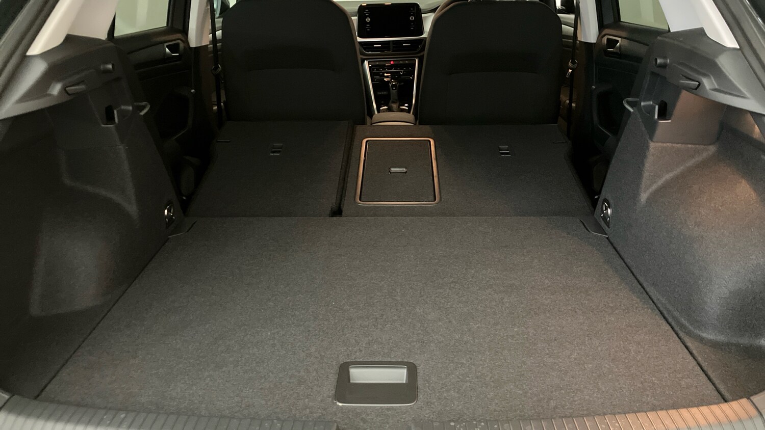 Used Volkswagen T-Roc 2025 for sale - 77581028: Photo 45