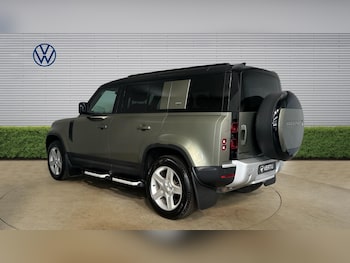 Used Land Rover Defender 2023 for sale - 79195886: Photo