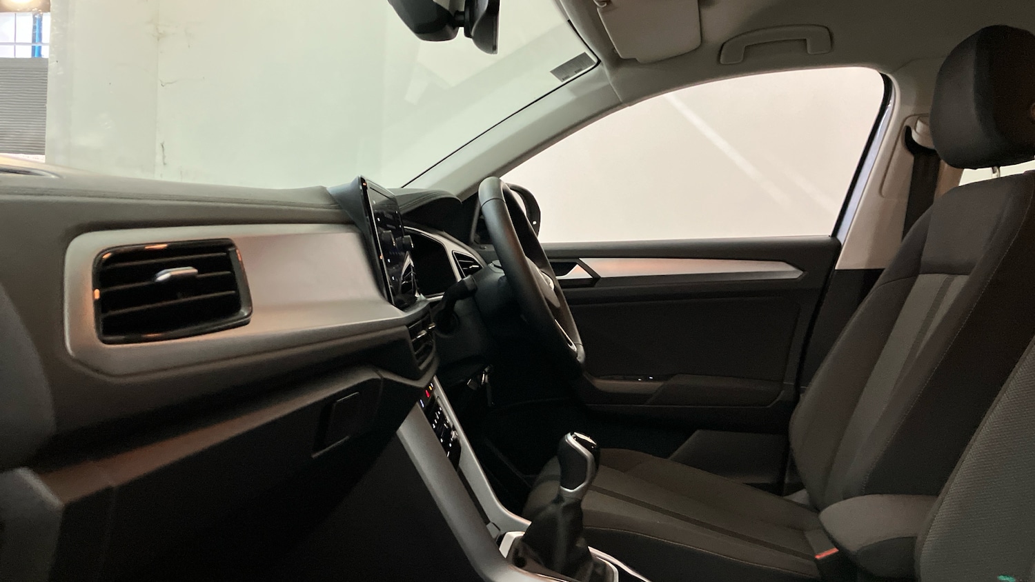 Used Volkswagen T-Roc 2022 for sale - 77677014: Photo 22