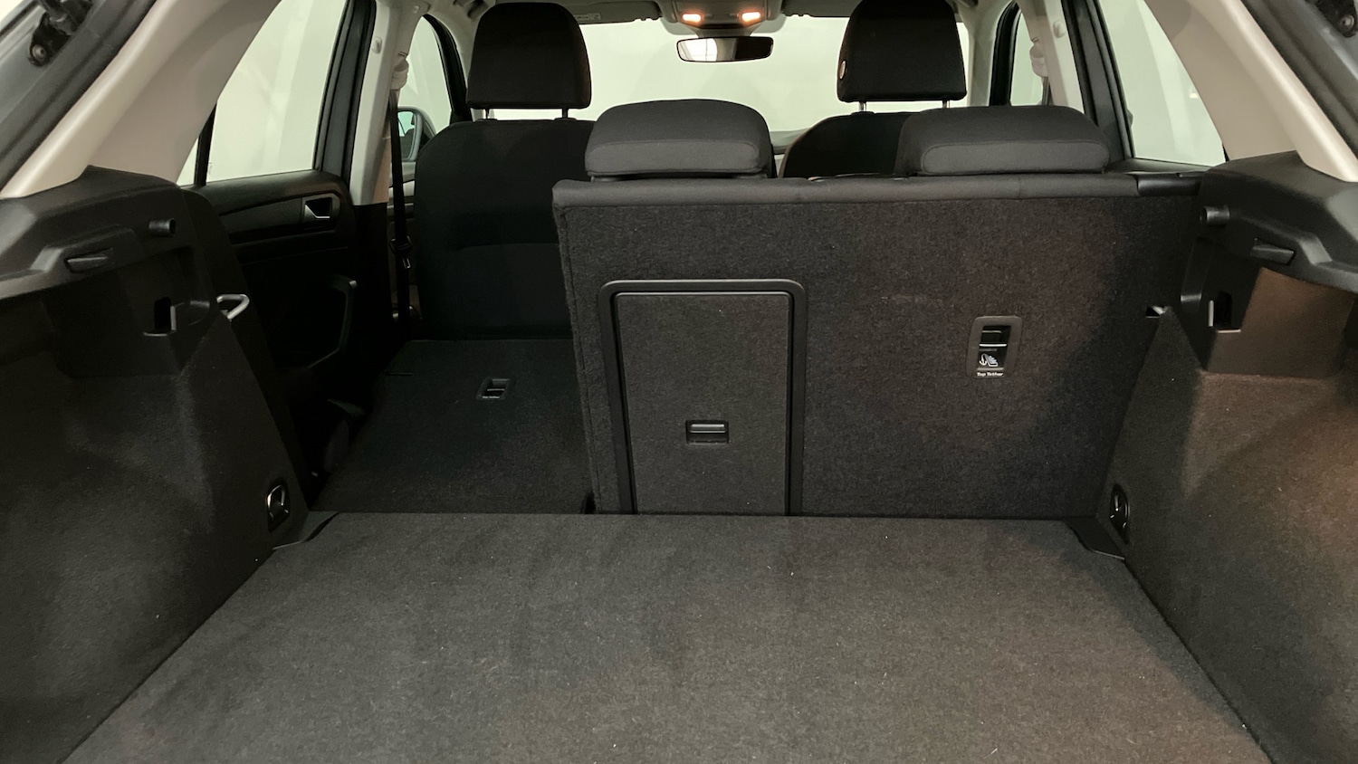 Used Volkswagen T-Roc 2022 for sale - 77677014: Photo 35