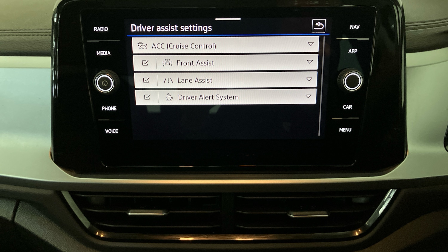 Used Volkswagen T-Roc 2022 for sale - 77677014: Photo 39