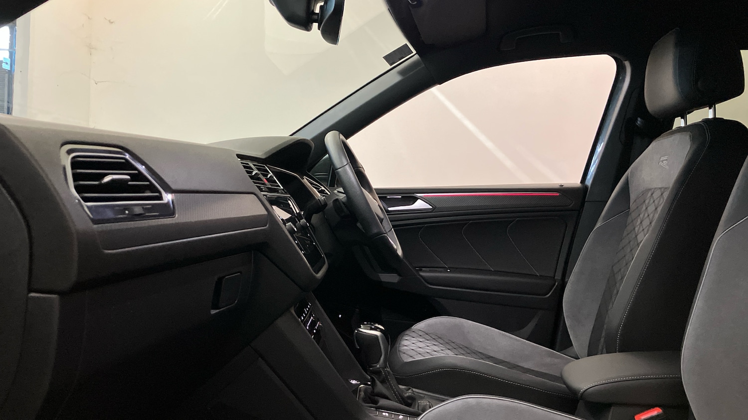 Used Volkswagen Tiguan Allspace 2025 for sale - 75995097: Photo 24