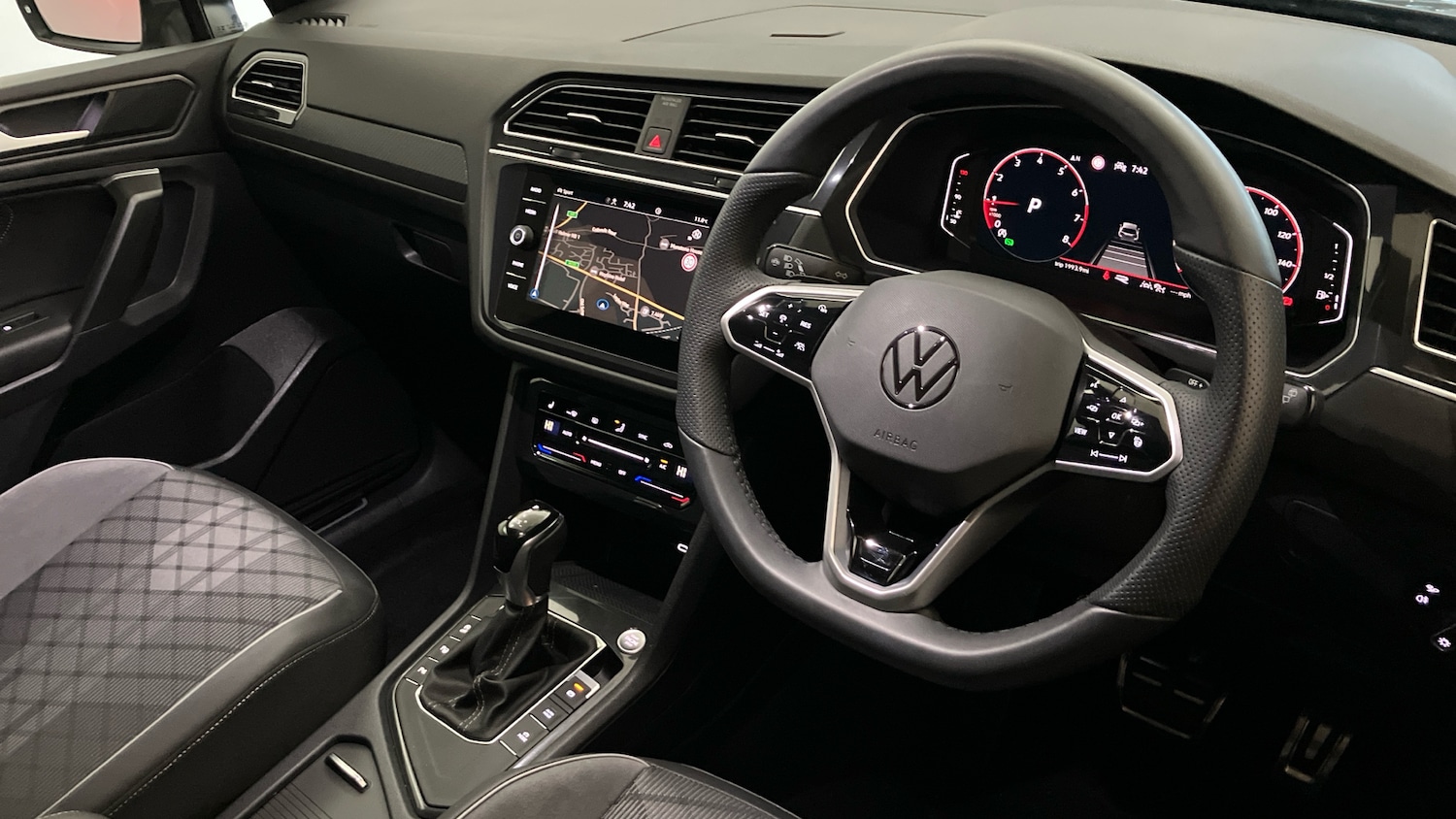 Used Volkswagen Tiguan Allspace 2025 for sale - 75995097: Photo 6