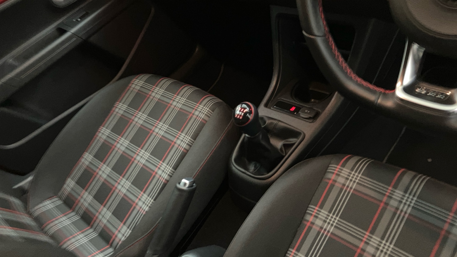 Used Volkswagen up! 2022 for sale - 76602204: Photo 14