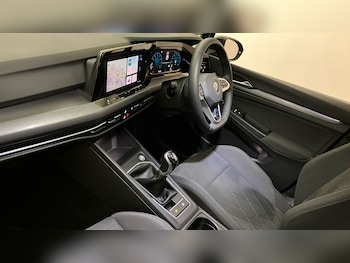 Used Volkswagen Golf 2021 for sale - 77532571: Photo