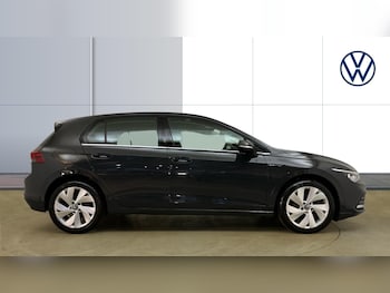 Used Volkswagen Golf 2021 for sale - 77532571: Photo