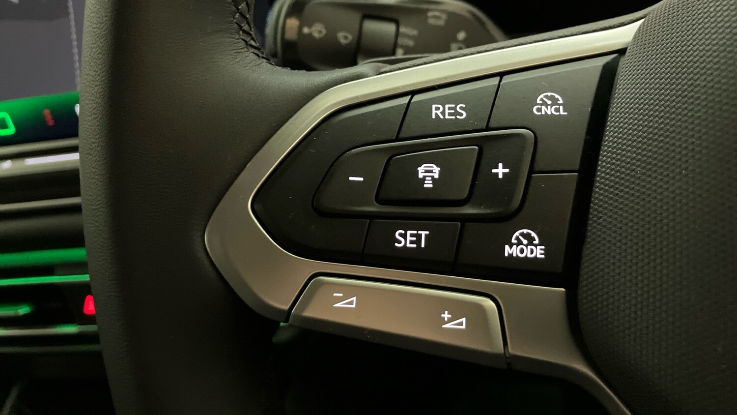 Used Volkswagen Tiguan 2024 for sale - 76493729: Photo 17