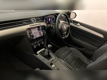 Used Volkswagen Passat 2017 for sale - 78568059: Photo
