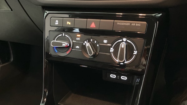 Used Volkswagen T-Cross 2024 for sale - 75984561: Photo 13