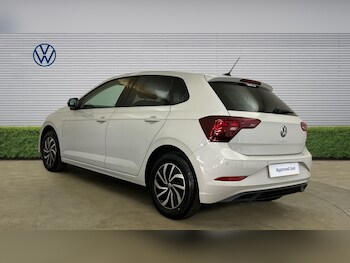 Used Volkswagen Polo 2023 for sale - 78801303: Photo