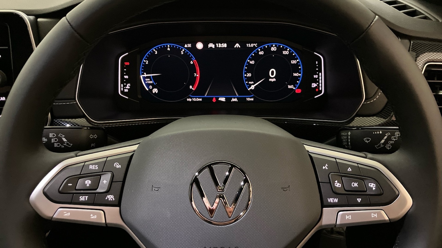 Used Volkswagen T-Cross 2025 for sale - 77198796: Photo 10