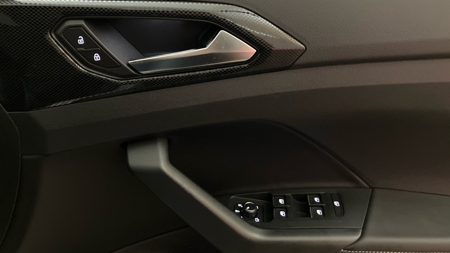 Used Volkswagen T-Cross 2025 for sale - 77198796: Photo 19