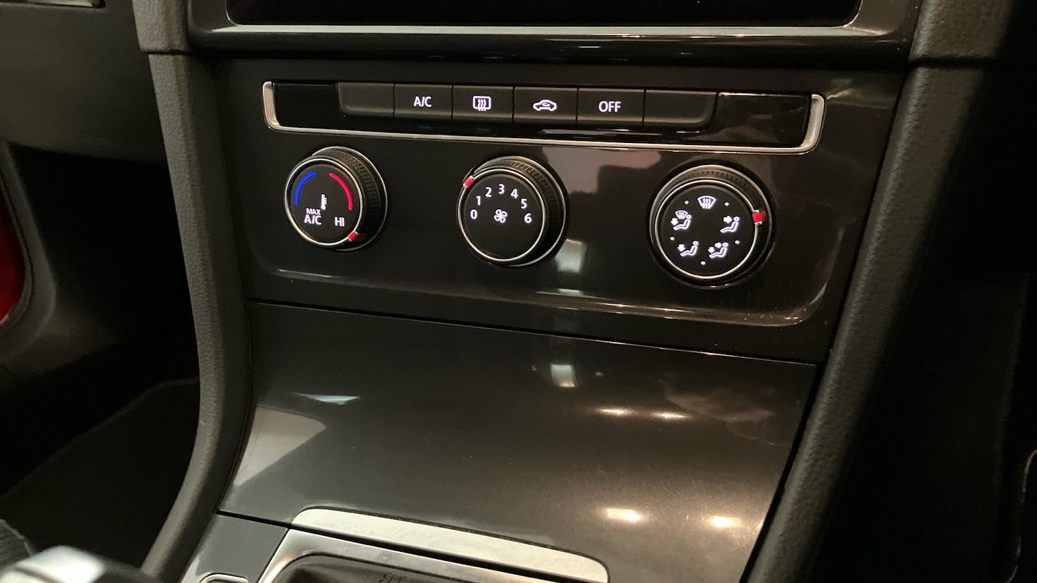 Used Volkswagen Golf 2017 for sale - 76340992: Photo 13