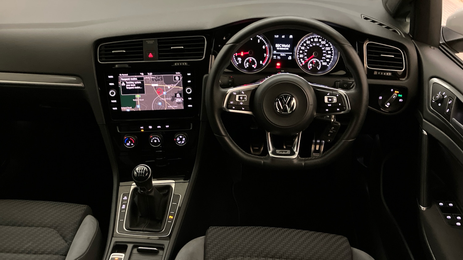 Used Volkswagen Golf 2019 for sale - 76025794: Photo 9