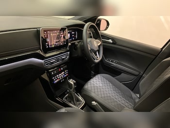 Used Volkswagen T-Cross 2024 for sale - 77023960: Photo