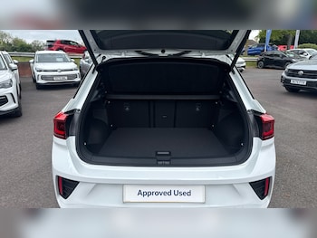 Used Volkswagen T-Roc 2026 for sale - 78900010: Photo