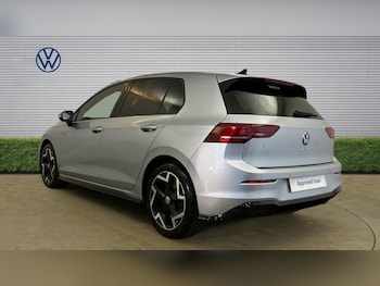 Used Volkswagen Golf 2025 for sale - 77900874: Photo