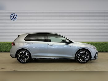 Used Volkswagen Golf 2025 for sale - 77900874: Photo