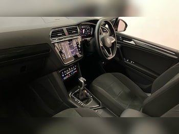 Used Volkswagen Tiguan 2023 for sale - 77964759: Photo