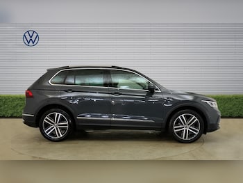 Used Volkswagen Tiguan 2023 for sale - 77964759: Photo