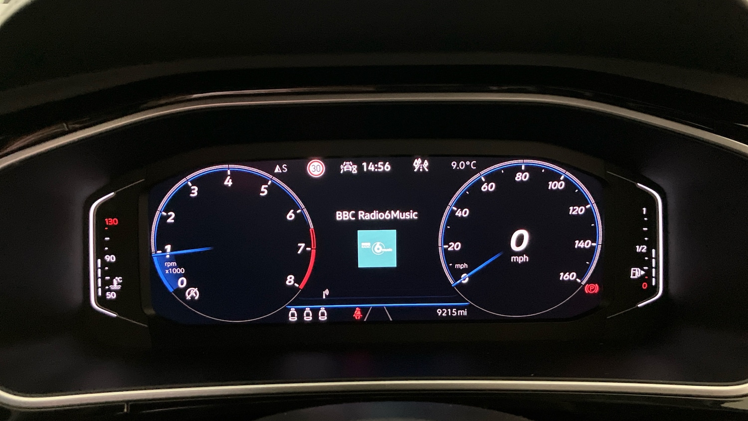 Used Volkswagen T-Roc 2023 for sale - 77285414: Photo 11