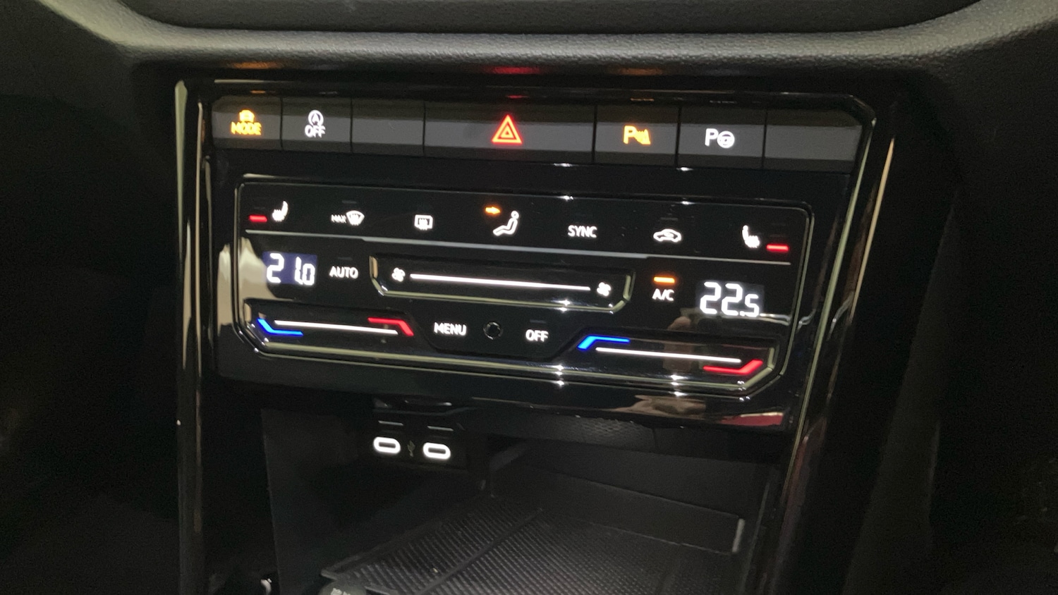 Used Volkswagen T-Roc 2023 for sale - 77285414: Photo 13