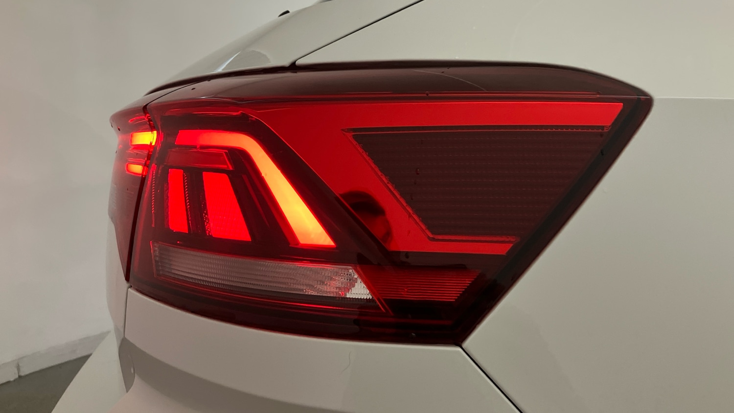 Used Volkswagen T-Roc 2023 for sale - 77285414: Photo 26