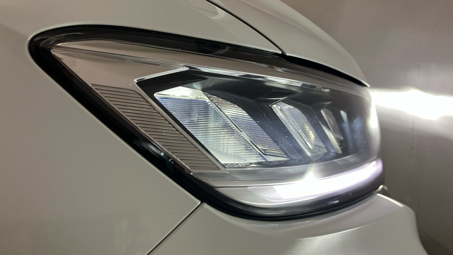 Used Volkswagen T-Roc 2023 for sale - 77285414: Photo 38