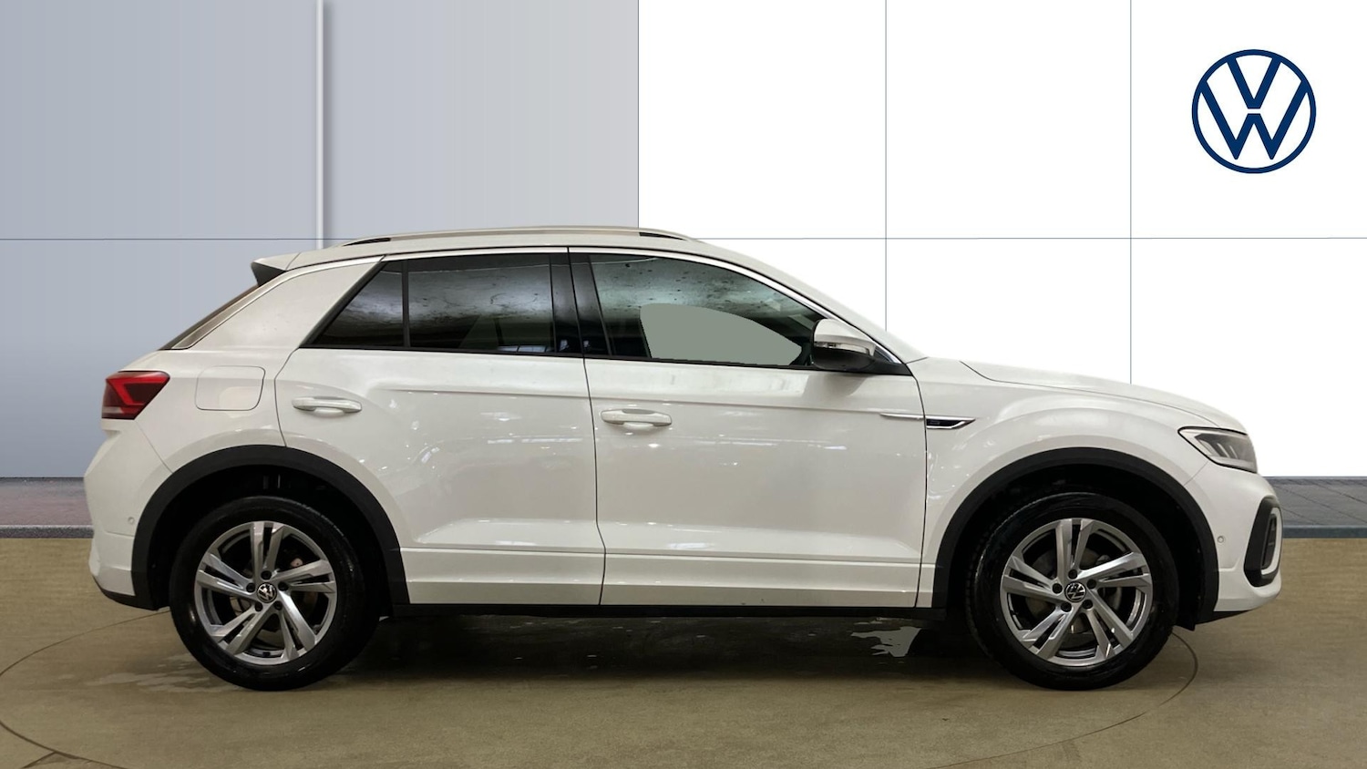 Used Volkswagen T-Roc 2023 for sale - 77285414: Photo 4