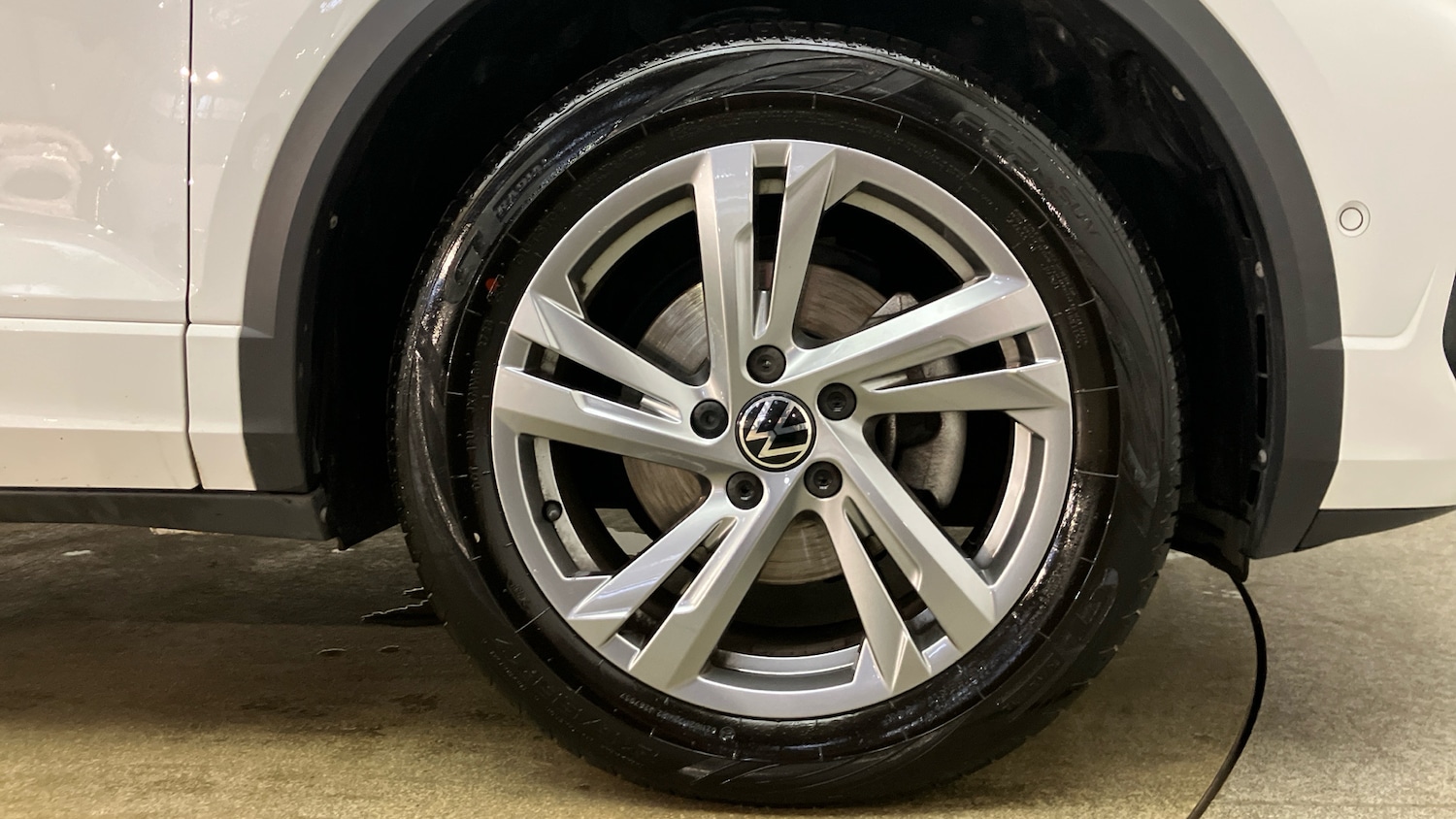 Used Volkswagen T-Roc 2023 for sale - 77285414: Photo 5