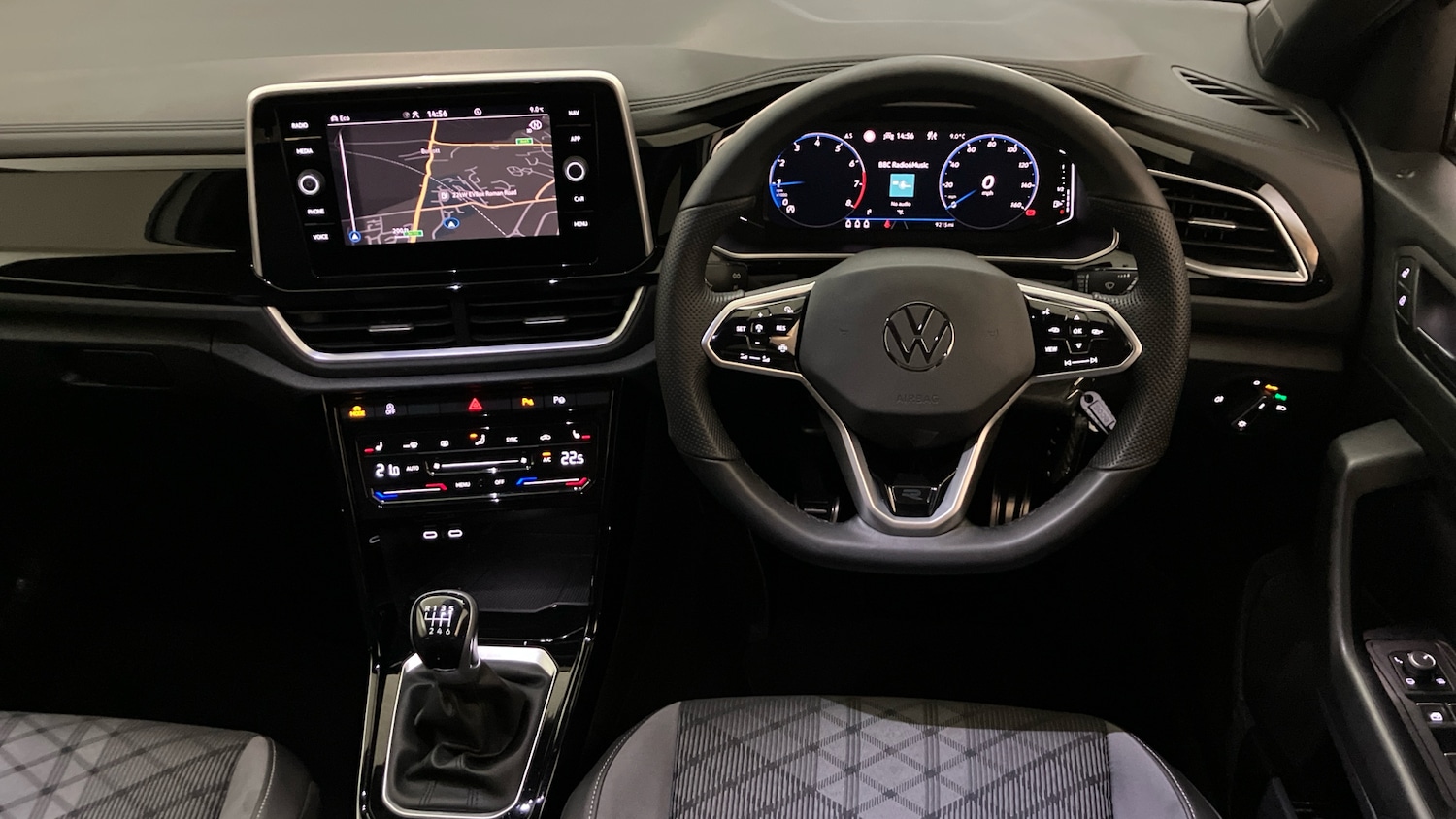 Used Volkswagen T-Roc 2023 for sale - 77285414: Photo 9