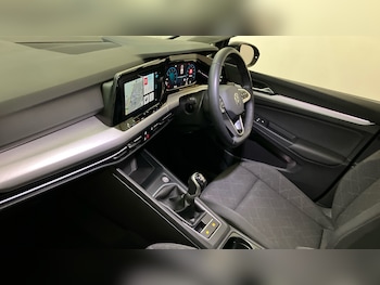 Used Volkswagen Golf 2023 for sale - 76566223: Photo