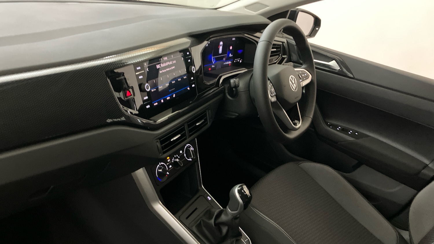 Used Volkswagen Polo 2025 for sale - 76968756: Photo 2