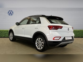 Used Volkswagen T-Roc 2023 for sale - 78630507: Photo